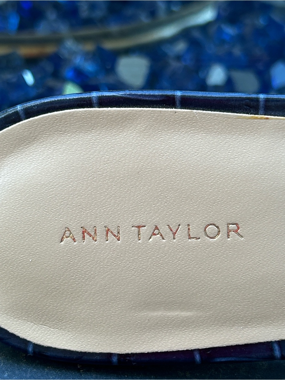 NWOT ANN TAYLOR s10 Croc-Embossed Pointed toe kitten heel mules-navy leather - Picture 5 of 8